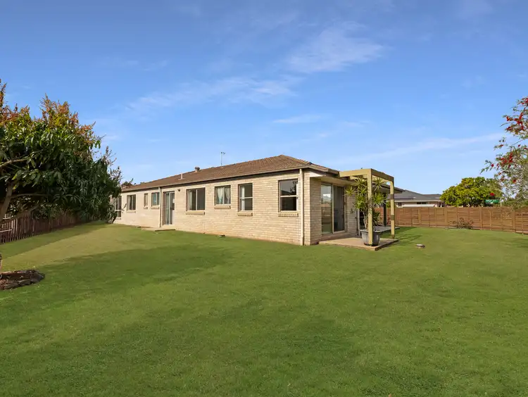 Sixth view of Homely house listing, 8 Oxley Circuit, Urraween QLD 4655