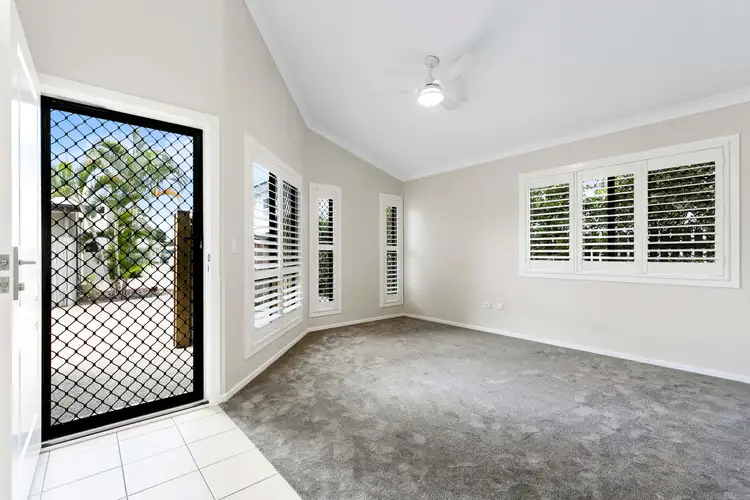 Fifth view of Homely unit listing, 4/53 Truro Street, Torquay QLD 4655