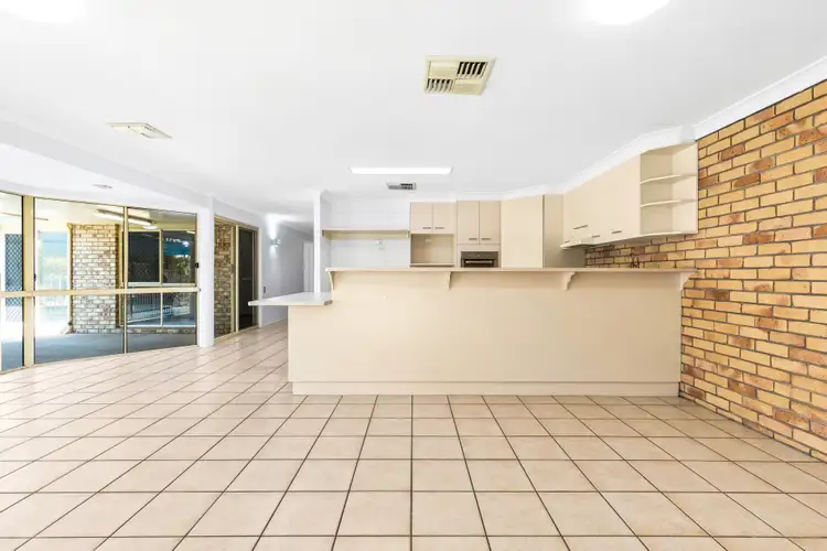 Sixth view of Homely house listing, 3 Crinum Crescent, Emerald QLD 4720