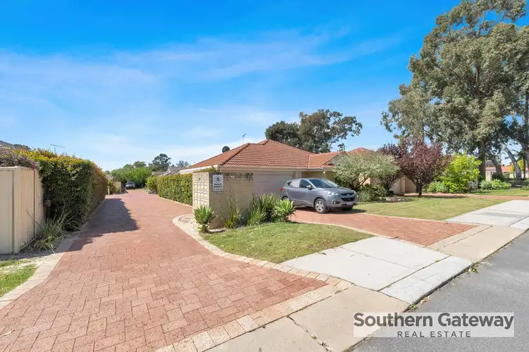 Second view of Homely house listing, 10/10 Delamere Way, Camillo WA 6111