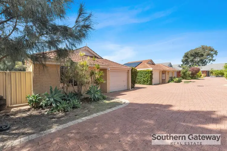 Third view of Homely house listing, 10/10 Delamere Way, Camillo WA 6111