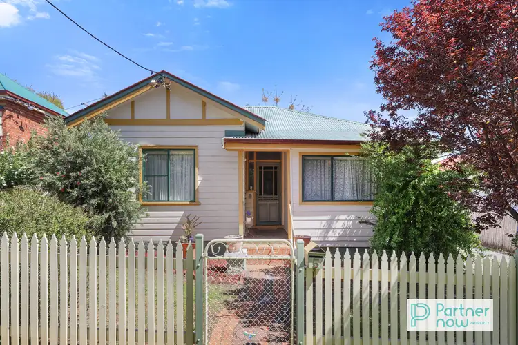 5 Upper Street, Tamworth NSW 2340