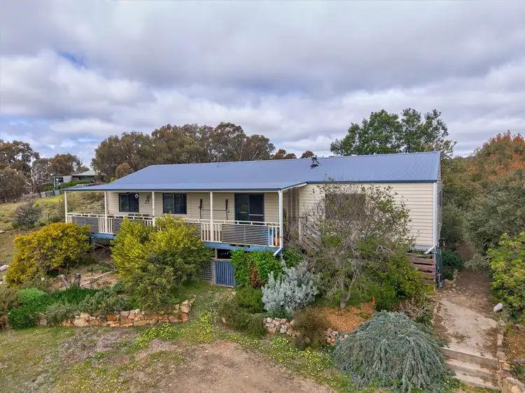 66 Hall Road, Heathcote VIC 3523
