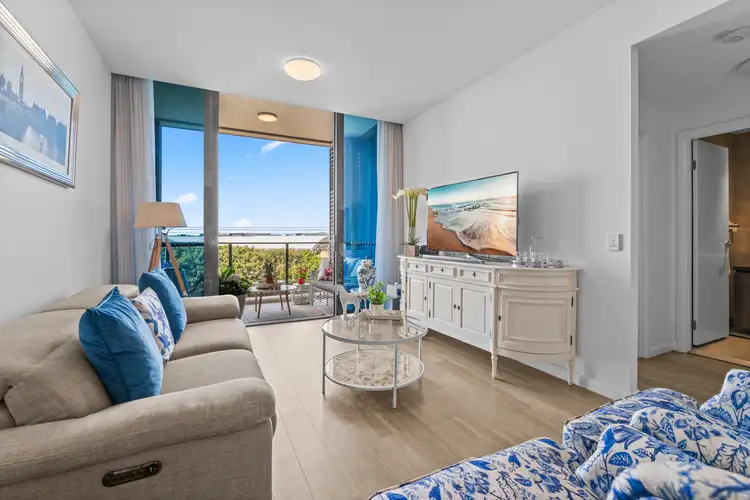 5237 Harbourview Drive, Hope Island QLD 4212