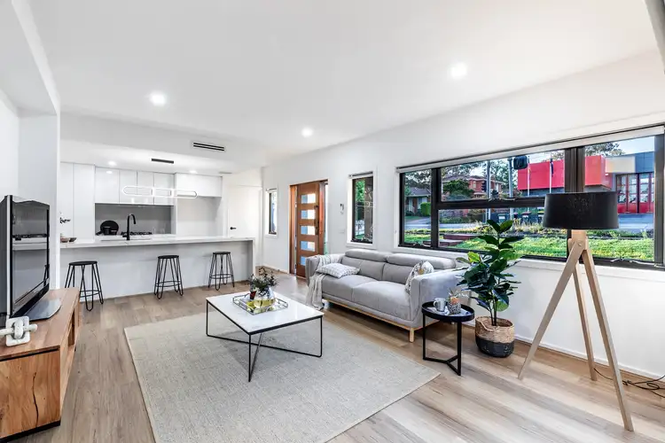 Fifth view of Homely townhouse listing, 2/142 Grimshaw Street, Greensborough VIC 3088