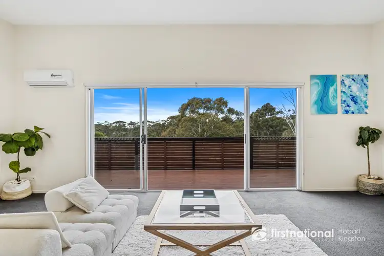 2/37 Ineke Drive, Kingston TAS 7050