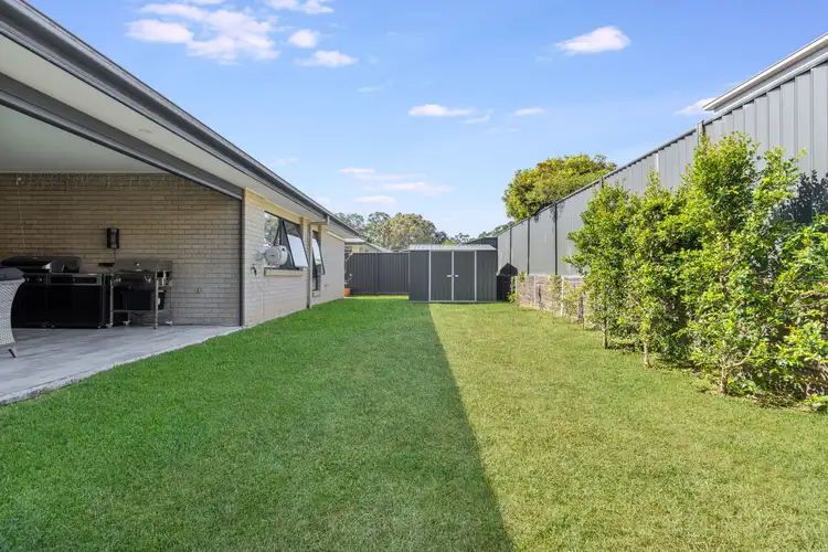 Fifth view of Homely house listing, 8 Vanstone Way, Redland Bay QLD 4165
