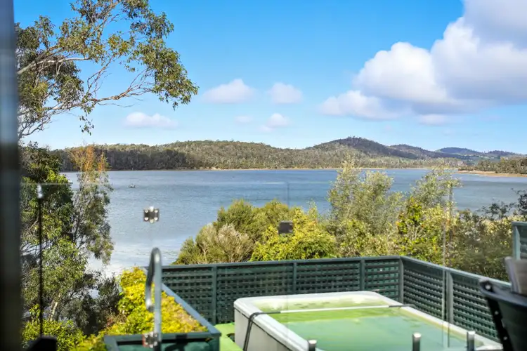46 Flinders Street, Beauty Point TAS 7270