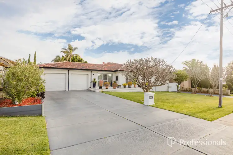 30 Napier Road, Marangaroo WA 6064