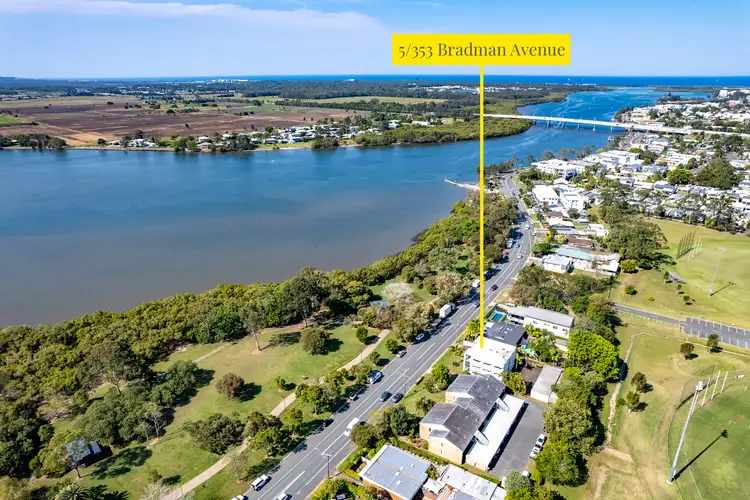 353 Bradman Avenue