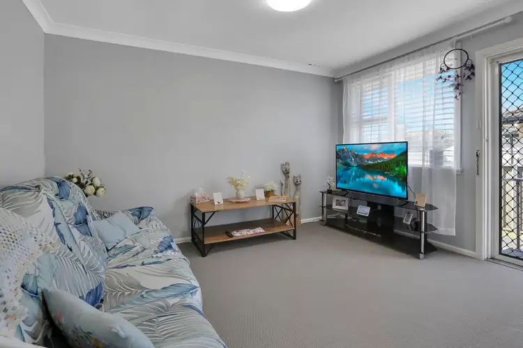 4/9 St Lukes Avenue, Brownsville NSW 2530