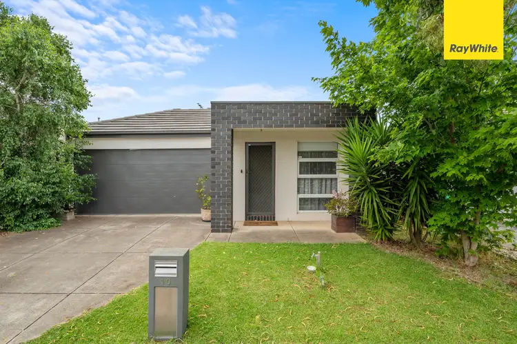 10 Clare St, Brookfield VIC 3338