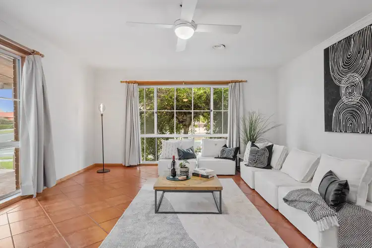 Fifth view of Homely house listing, 1 Cunneen Crescent, Berwick VIC 3806