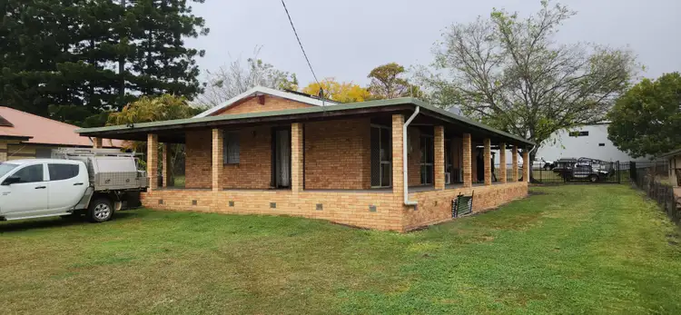 39 Elliott Street, Gin Gin QLD 4671