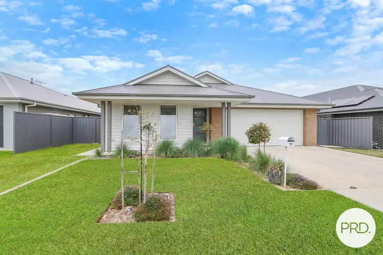 17 Anglesey Way, Thurgoona NSW 2640
