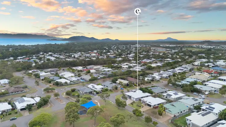 1 Helvellyn Street, Bushland Beach QLD 4818
