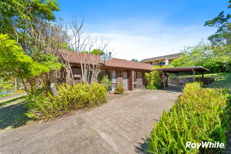 16 Johnson Place, Surf Beach NSW 2536