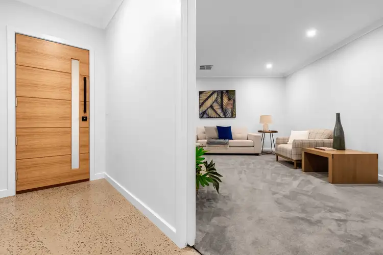 Fifth view of Homely house listing, 3 Sutterby Place, Red Cliffs VIC 3496