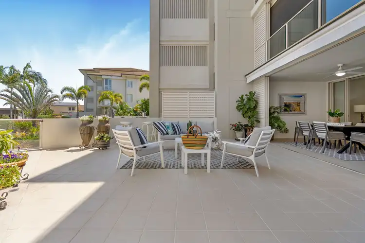 1718/1 Rialto Quay Drive, Hope Island QLD 4212