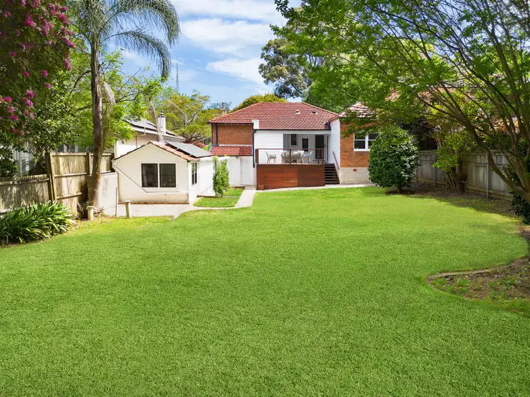 27 Godfrey Road, Artarmon NSW 2064