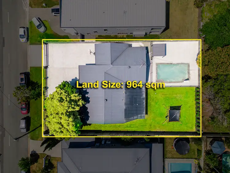9 Beverley Avenue, Rochedale South QLD 4123