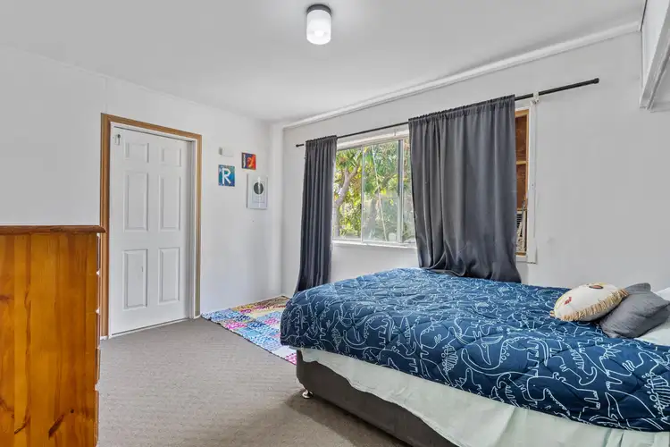 15 Claverton Street, Woodridge QLD 4114