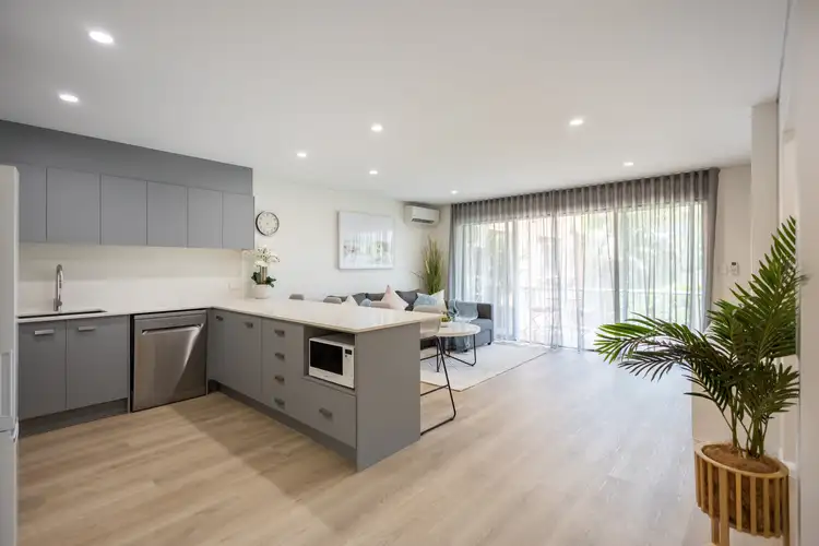 Second view of Homely unit listing, 6/22 Britannia Avenue, Broadbeach QLD 4218