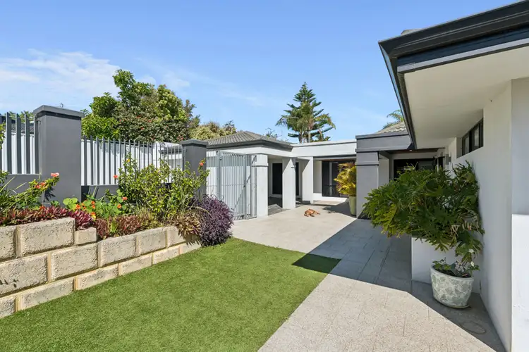 Fourth view of Homely house listing, 4 Edna Way, Duncraig WA 6023