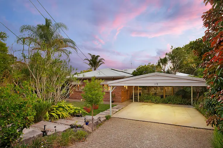 19 Cowra Street, Tanah Merah QLD 4128