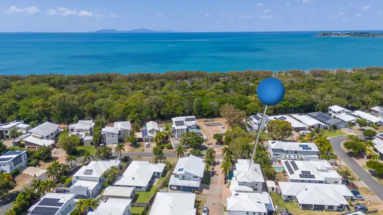 Second view of Homely house listing, 24 Seafarer Court, Blacks Beach QLD 4740