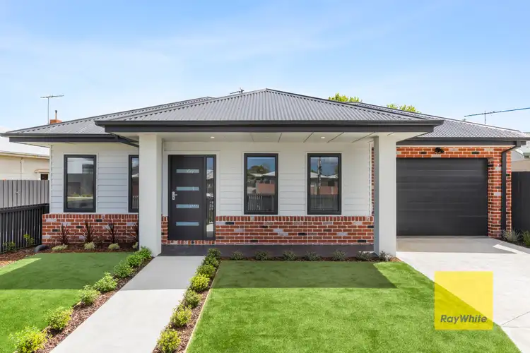 1-3/2 Lomond Terrace, East Geelong VIC 3219