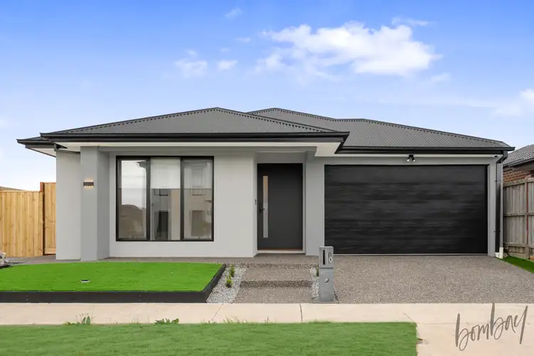 10 Poyner Circuit, Mickleham VIC 3064