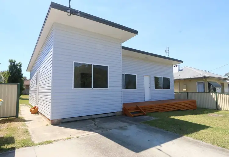 7 Pearce Avenue, Toukley NSW 2263
