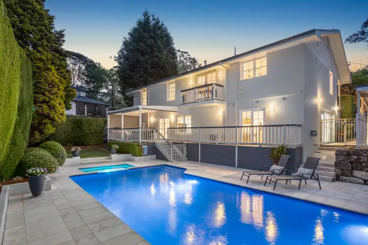 11 Raleigh Crescent, St Ives NSW 2075