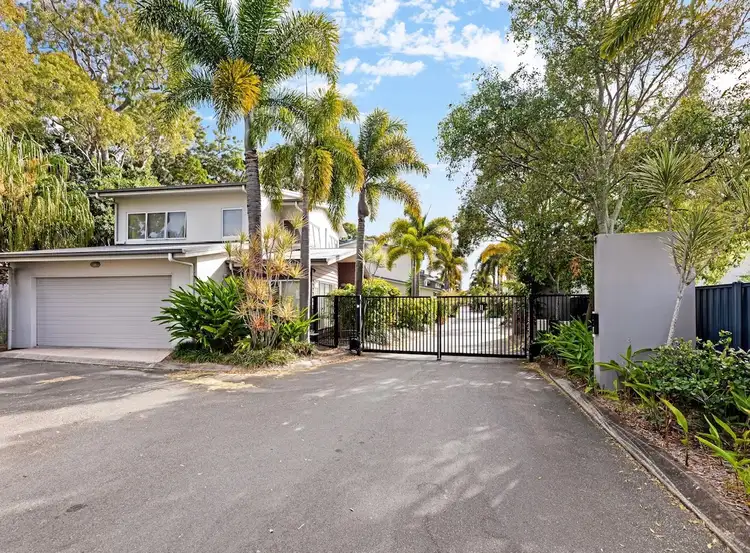 4/71 Elizabeth Street, Urangan QLD 4655