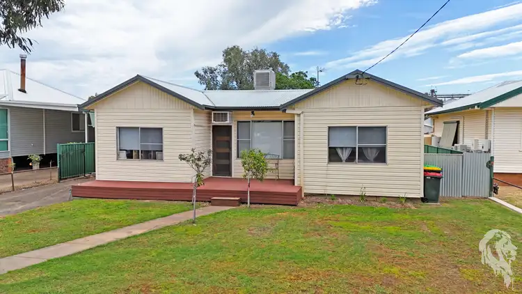11 William Morris Avenue, Narrabri NSW 2390