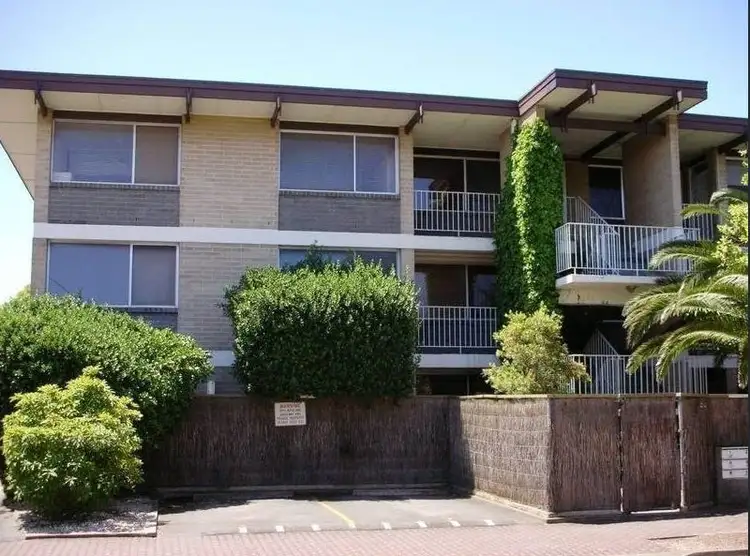 8/27 High Street, Glenelg SA 5045