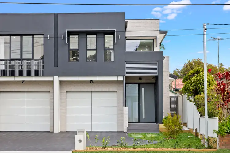 114B Juno Parade, Greenacre NSW 2190