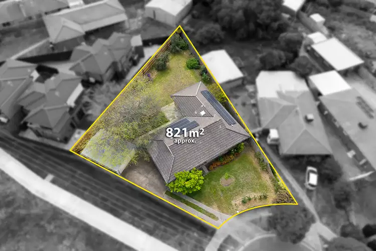 24 Milburn Place, Craigieburn VIC 3064