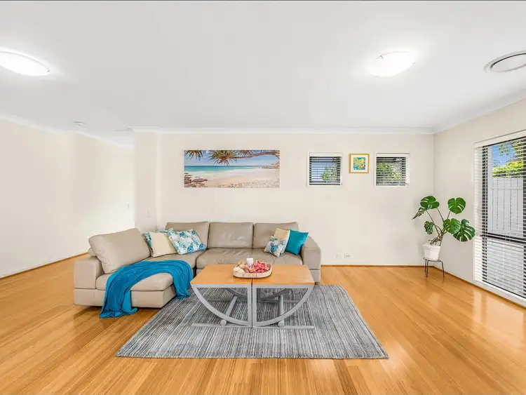 Third view of Homely townhouse listing, 1/7 Greenway Circuit, Mount Ommaney QLD 4074