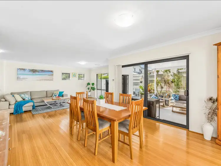 Fourth view of Homely townhouse listing, 1/7 Greenway Circuit, Mount Ommaney QLD 4074