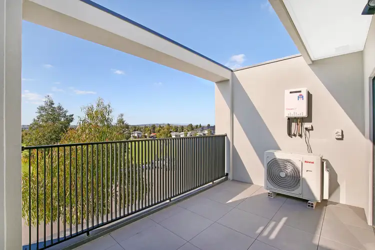 Seventh view of Homely townhouse listing, 15 Gilded Way, Craigieburn VIC 3064