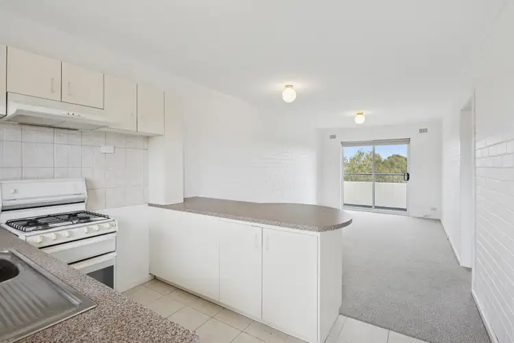 93/34 Davies Road, Claremont WA 6010