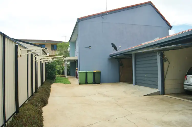 Main view of Homely unit listing, 4/115 Prince Edward Parade, Scarborough QLD 4020