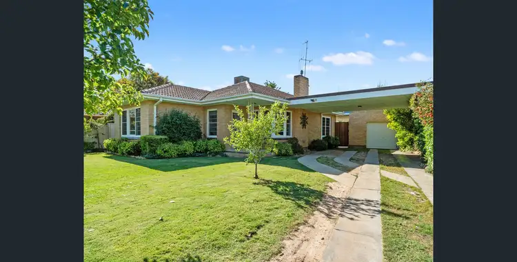 10 Amos Avenue, Benalla VIC 3672