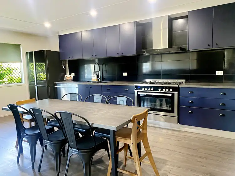 36 Middle Crescent, Dysart QLD 4745
