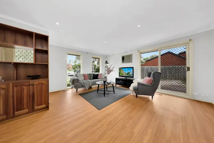 Sixth view of Homely house listing, 4 Primula Close, Bundoora VIC 3083