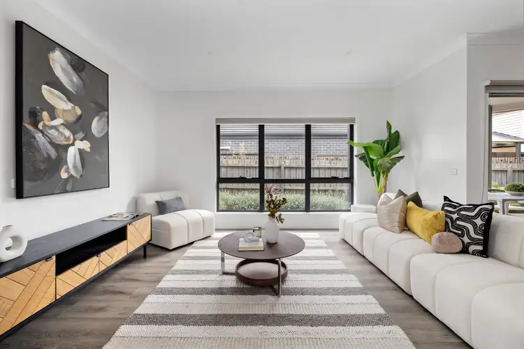 Second view of Homely townhouse listing, 2/26 Parer Street, Frankston VIC 3199