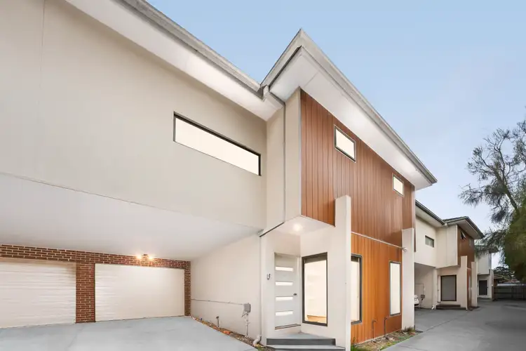 2/24 Wilma Avenue, Dandenong VIC 3175
