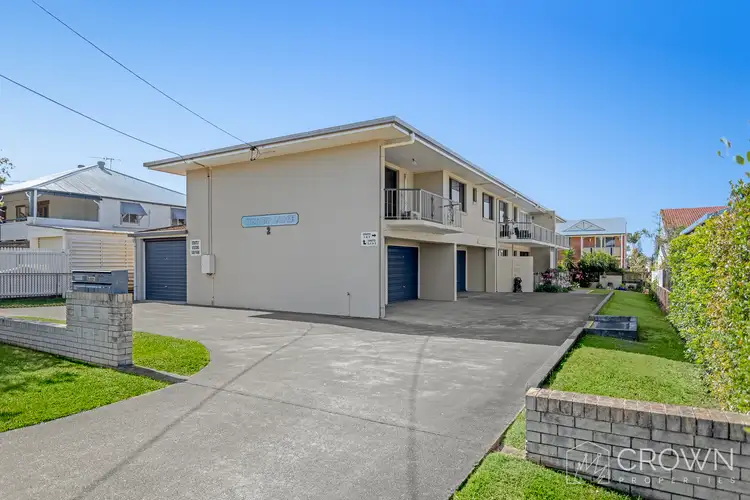 3/2 Osbourne Street, Scarborough QLD 4020